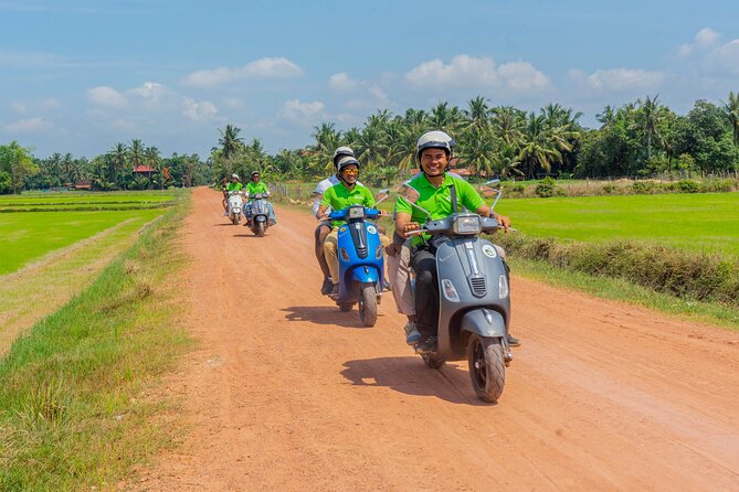 Siem Reap Countryside Vespa Tour / Tuk Tuk Available - Key points at a glance