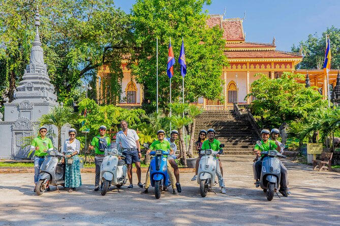 Siem Reap Countryside Vespa Tour / Tuk Tuk Available - A family rice wine business