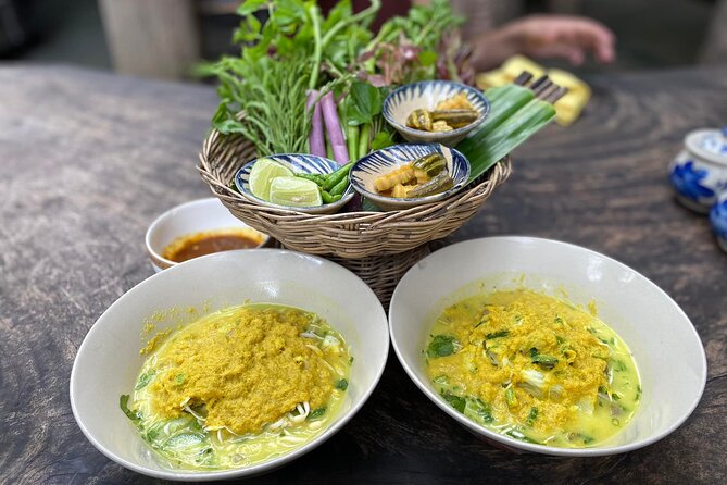 Siem Reap Evening Foodie Vespa Tour / Tuk Tuk Available - The small-group promise matters