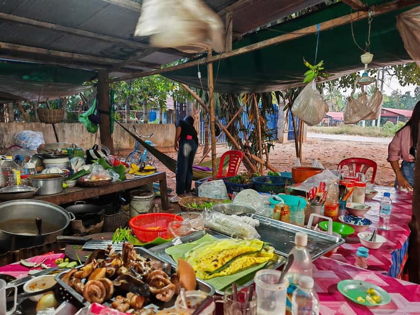 Siem Reap: Monk Blessings and Village Life Scooter Tour - Seeing food made in a Cambodian home