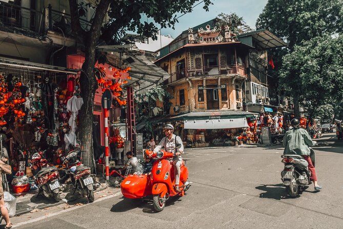 Small Group Vespa Sidecar Tour in Hanoi - Why the Vespa sidecar works well in Hanoi