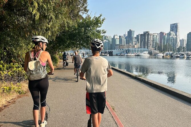 Stanley Park Seawall E-scooter Rental with Self Guided map - Brockton Point Lighthouse and Lions Gate Bridge