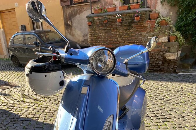 Surroundings of Rome on Vespa - Option Four: The Castelli Romani Hills