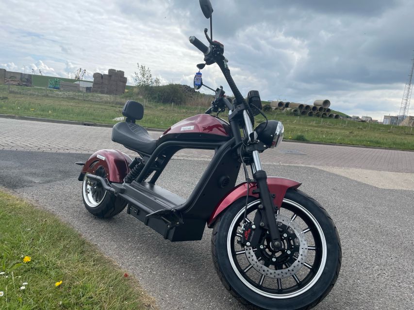 Texel: Explore Texel with a Café Cruiser E-scooter - Getting started with Cafe Cruiser