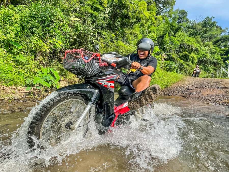 The REAL Thailand on a scooter. Check reviews !! - Key points to know before booking
