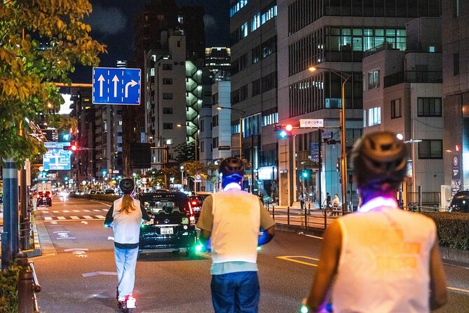 Tokyo: E-scooter Experience in Shibuya with Iconic Photos - Who should book this experience?