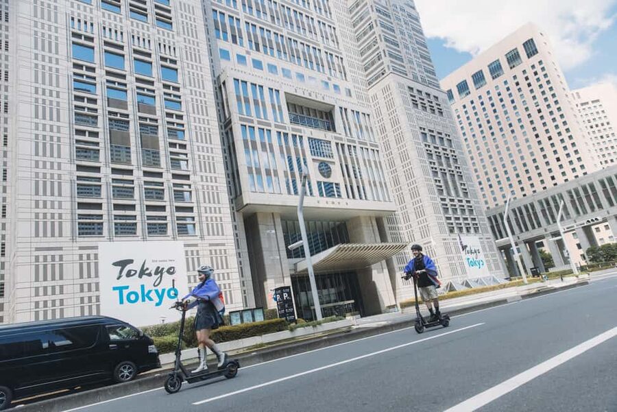 Tokyo: Ninja E-Scooter Tour with English Speaking Guide - Golden Gai, where walking becomes the main event