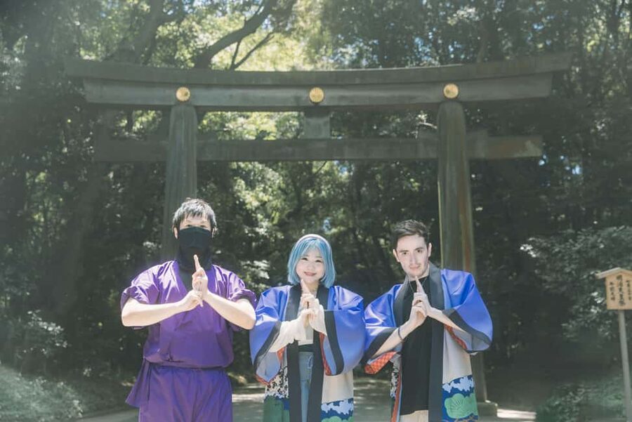 Tokyo: Ninja E-Scooter Tour with English Speaking Guide - What the ninja theme adds