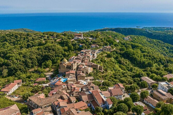 Tour "Masseta" by scooter from Marina di Camerota - Starting with Cilento’s sea life at the Museo degli Infreschi