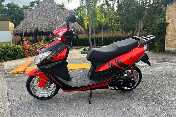 Tulum Guided Scooter Tour, Muyil Ruins, Boat Eco, Float Down Mayan Canals Lunch - Maya lunch near the ruins