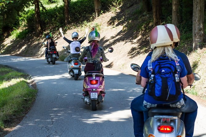 Tuscany Vespa Tour: Lunch & Wine Tasting, Countryside Roads - Who will enjoy this Tuscany Vespa tour?