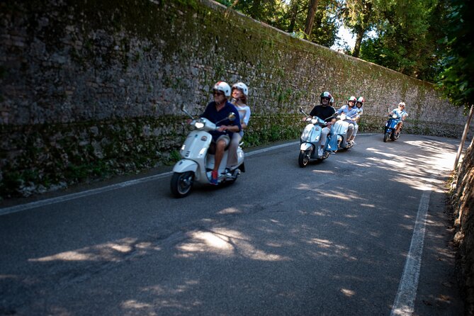 Vespa 125 rental to explore the UNESCO Hills - What Marcello adds to the outing