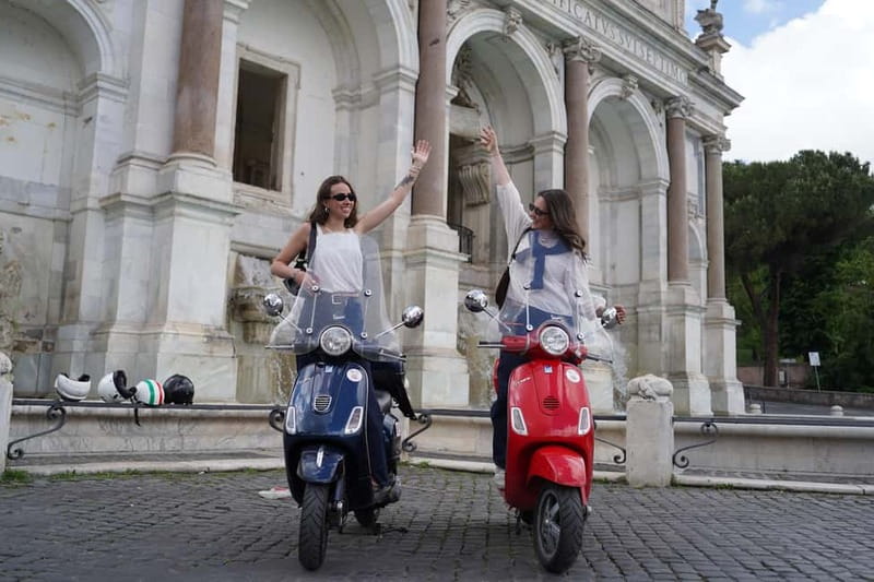 Vespa city tour in Rome with two different routes - The practical side of riding a Vespa