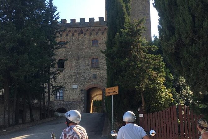 Vespa Elettrica 70 (125) Rental for the Full Day in Florence - What you receive with the Vespa