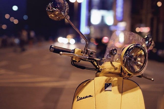 Vespa Motorcycle rental in Florence - When the rental works well with a cruise stop