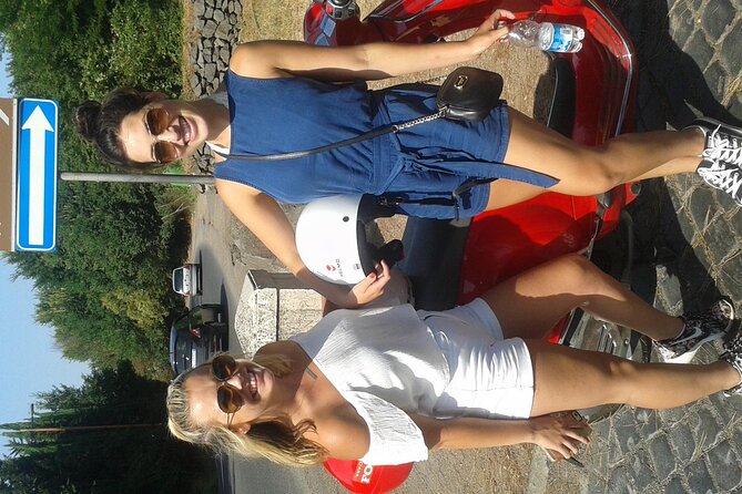 Vespa Primavera 125 cc Rental at Rome 24 ore - Parking, fuel, and overnight storage