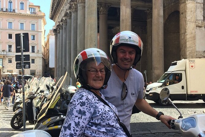 Vespa Primavera 125 cc Rental at Rome 24 ore - Price and what you get for $76.22