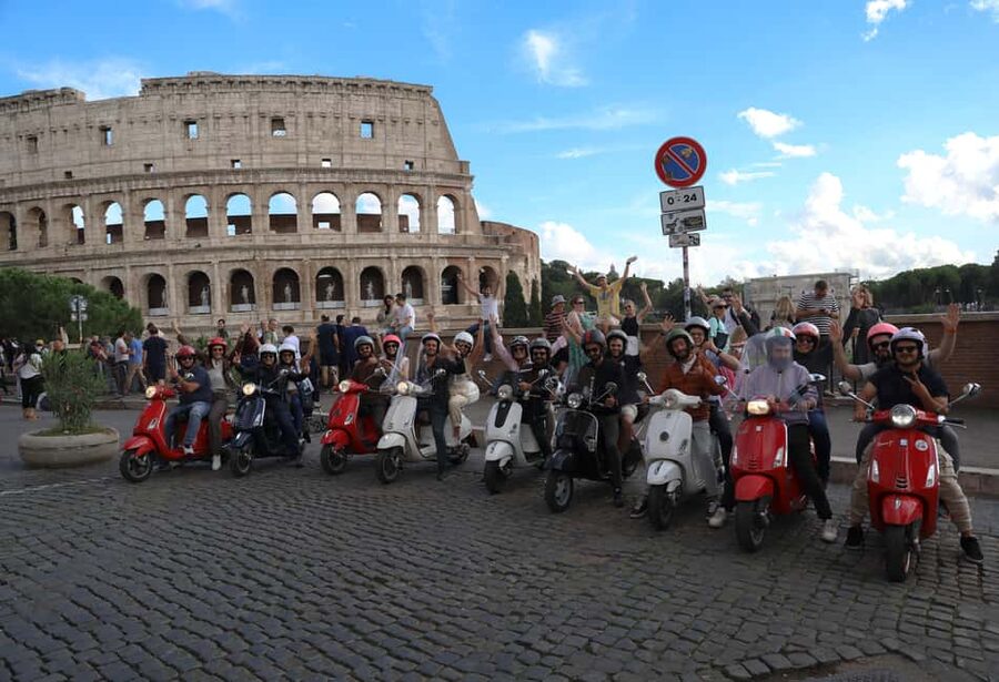 Vespa Rome Photography Tour by Local - Starting beside the Colosseum