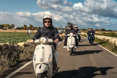 Vespa scenic tour: Trulli and Countryside with tastings in Itria Valley