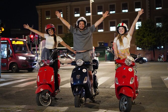 Vespa Scooter Night Tour in Rome with Professional Photographer - Why Rome by Vespa works after dark