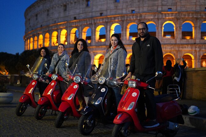Vespa Scooter Night Tour in Rome with Professional Photographer - The Pantheon and Piazza Navona
