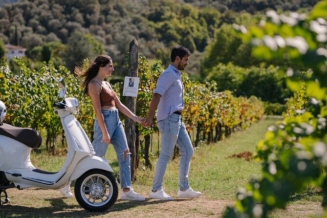 Vespa Self Guided Tour Around Luccas Countryside - Gelateria Pappagrappa is a small but worthwhile pause