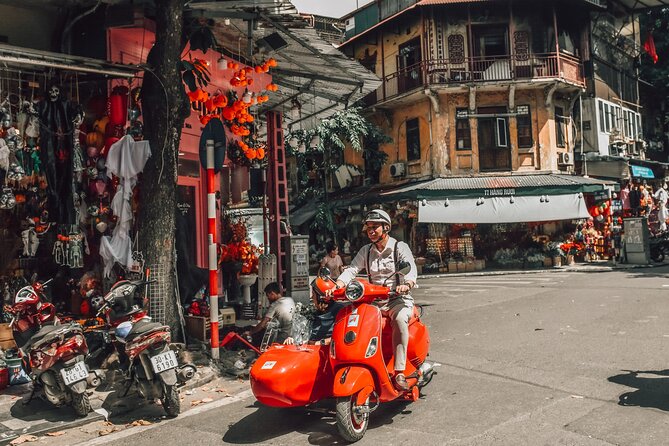 Vespa Sidecar Sightseeing and Cuisine Tour in Hanoi - Why a Vespa sidecar works well in Hanoi