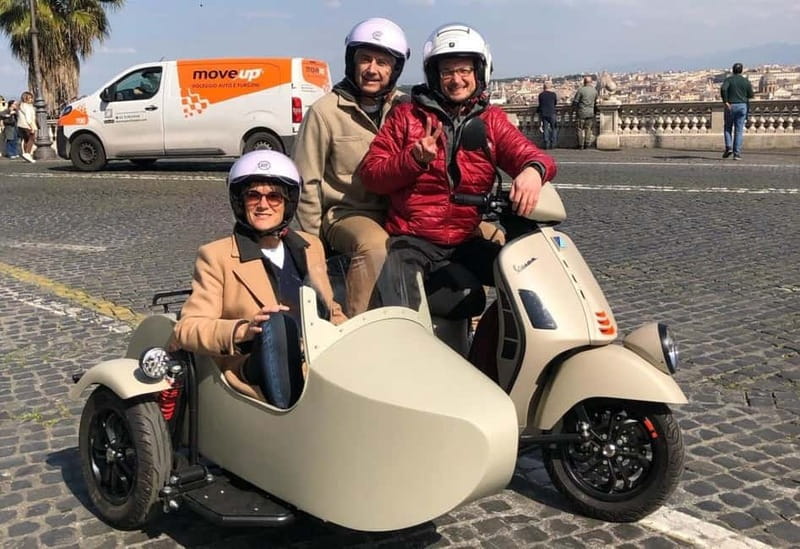 Vespa Sidecar Tour : Express Highlights of Rome - A quick pass through central Rome