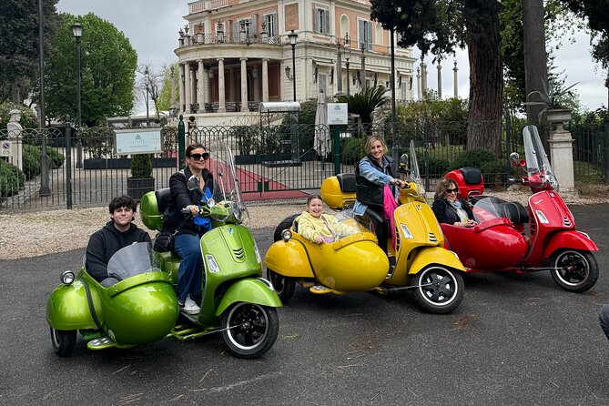 Vespa Sidecar Tour in Rome - Janiculum Hill and Fontana dell’Acqua Paola