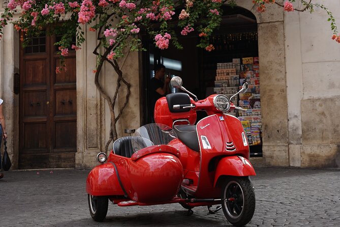 Vespa Sidecar Tour in Rome - The Colosseum, seen from the street