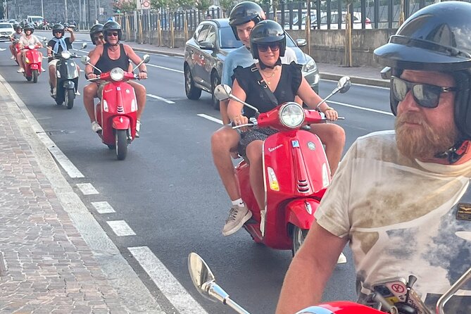 Vespa tour adventure on the lake - Argegno and its Romanesque church