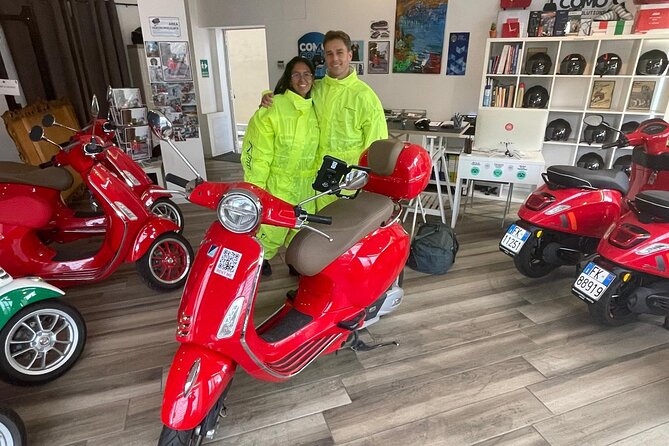 Vespa tour adventure on the lake - Ossuccio, Comacina Island, and time beside the water