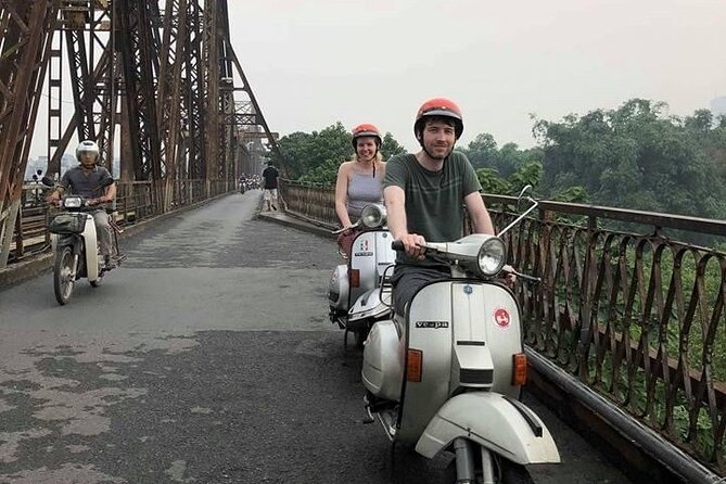 Vespa Tour HANOI BACK STREETS: FOOD+LOCAL LIFE+CULTURE & FUN - Chùa Vua and the old apartment district