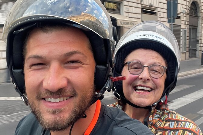 Vespa Tour in Rome with Nicolò - Nicolò’s role matters more than the vehicle
