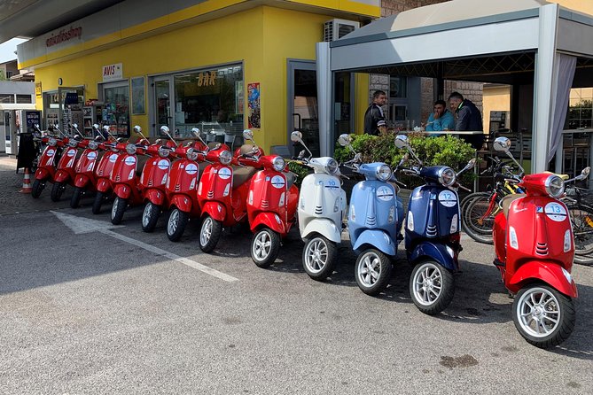 Vespa tour Lago di Garda (solo noleggio) - Following the GPS route around the lake