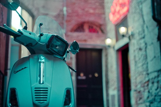 Vespa Tour - The Essence of Rome - Ancient Rome from the Roman Forum to Circus Maximus