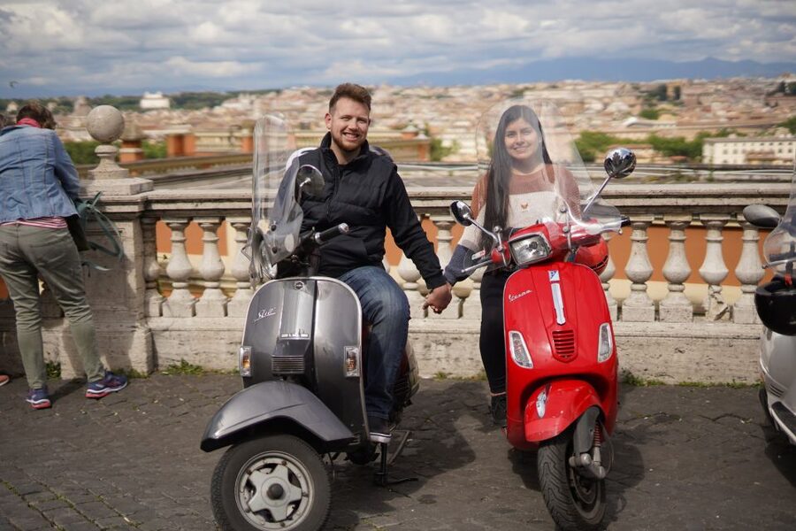 Vespa Tour with Professional Photographer - Starting points and the first few minutes