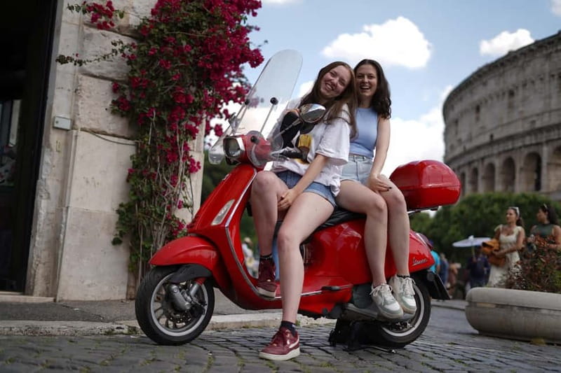 Vespa Tour with Professional Photography in Rome - Why a Vespa changes the Rome sightseeing game