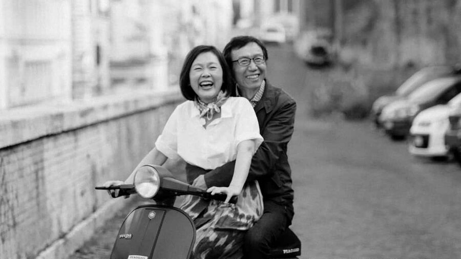 Vespa Tour with Professional Photography in Rome - Gianicolo Terrace delivers the big final view