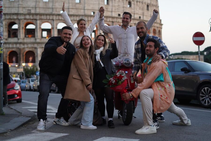 Vespa - Wine and Photography service in Rome - Passing Circus Maximus and reaching the Orange Garden