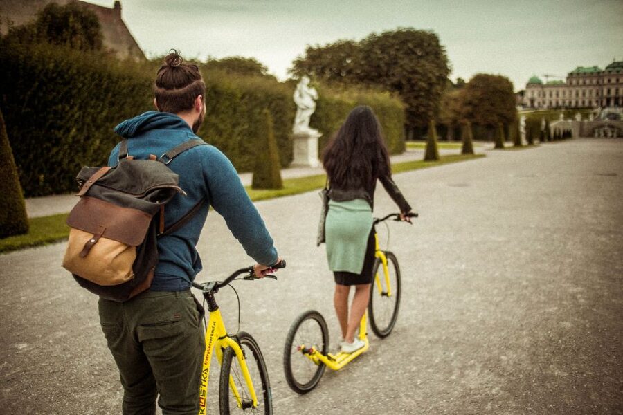 Vienna: Guided Tour by Kick Bike or E-Scooter with a Local - What the two-hour format gives you