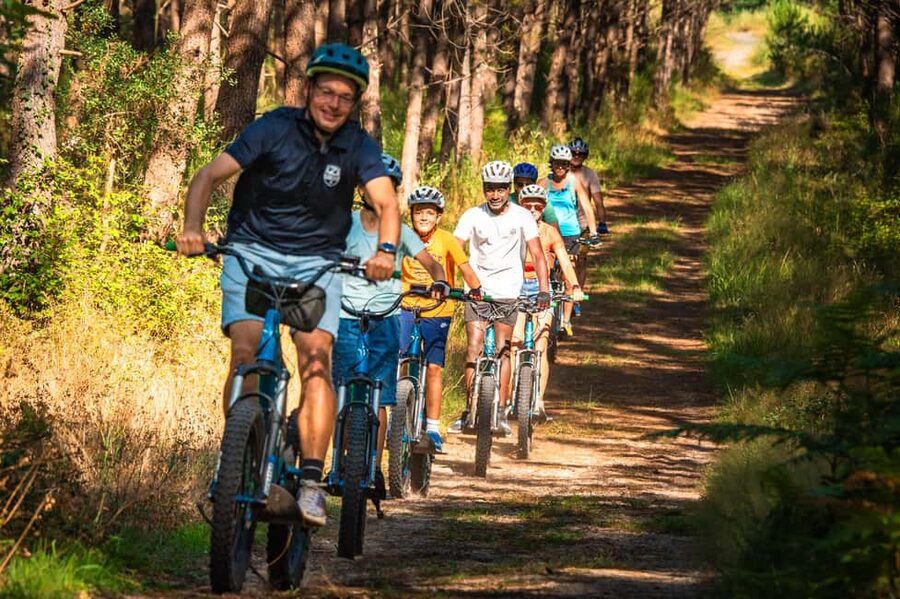 Visit Hossegor on an all-terrain electric scooter - with a guide - Meeting the guide at Village-Club Cap Océan
