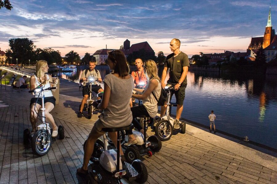 Wroclaw: Grand E-Scooter Tour - Why this is a smart way to see Wroclaw
