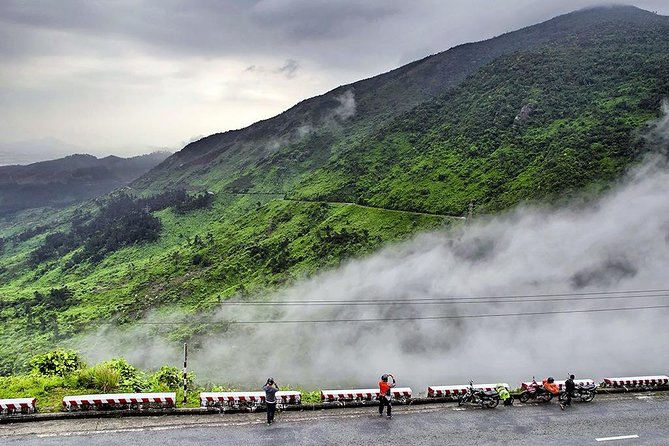 Your Incredible Scooter Adventure On Hai Van Pass - What the guides add to the ride