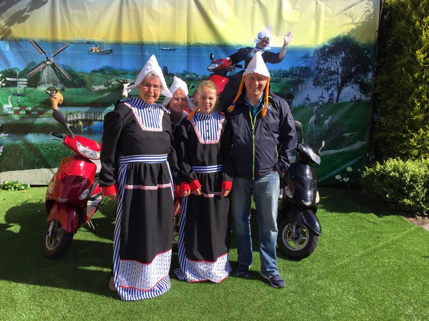Zaanse Schans: Windmills, Clogs & Cheese by Electric Scooter - How much time should you allow?