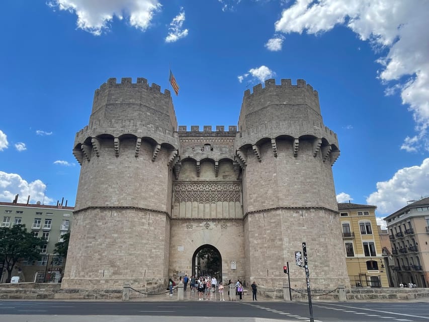 Zoom Through Valencia: Top 25 Hotspots on E-Scooters - Palace details and the Silk Exchange